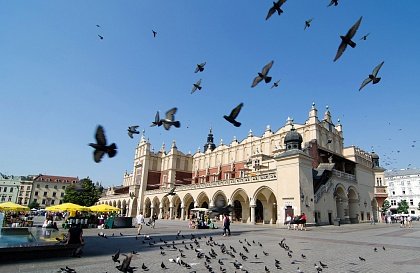 Суконные ряды в Кракове