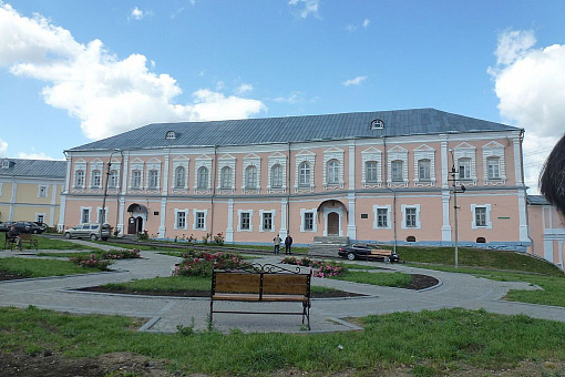 Архиерейский Дом