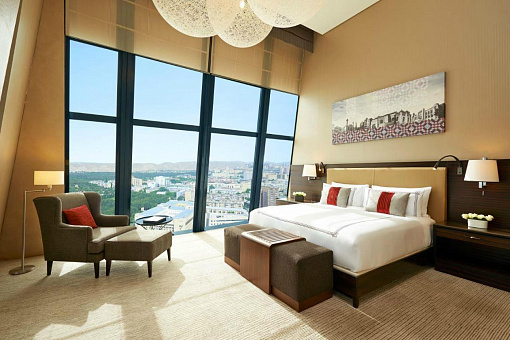 Номер в отеле Fairmont Baku (Башни Пламени)