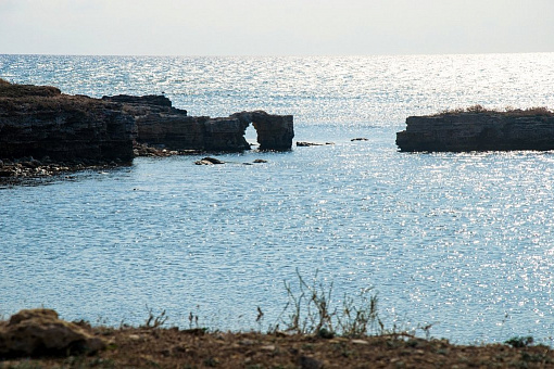 Арка на мысе Атлеш