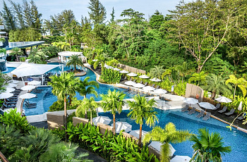 Novotel Phuket Karon Beach Resort And Spa