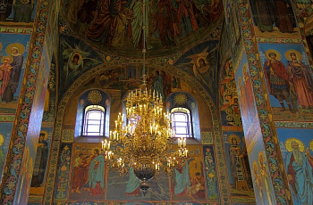 Фрагменты интерьеров храма