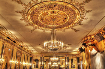 Императорский номер в отеле Palmer House Hilton