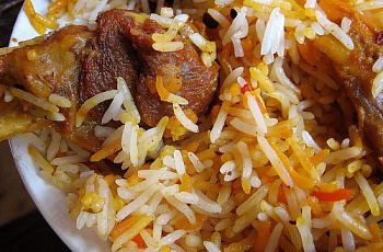 бирьяни – рис с мясом и карри