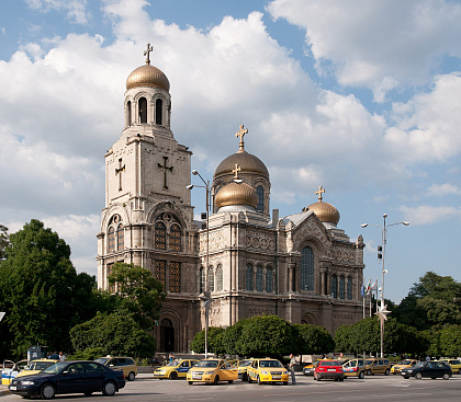 Успенский собор в Варне