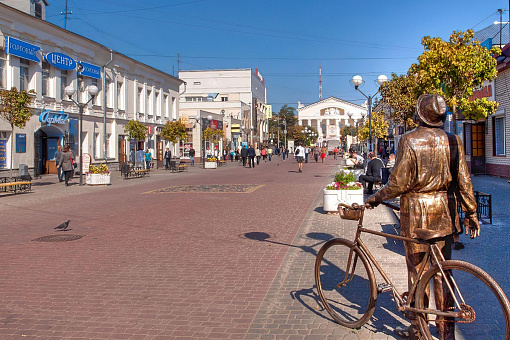 Театральная улица в Калуге