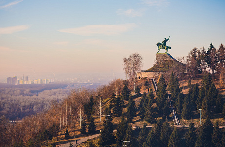 Памятник Салавату Юлаеву