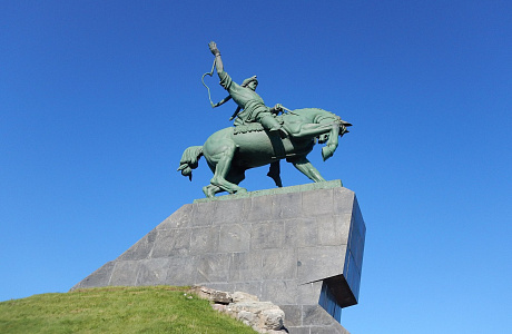 Памятник Салавату Юлаеву