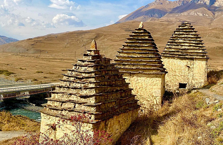 Даргавс
