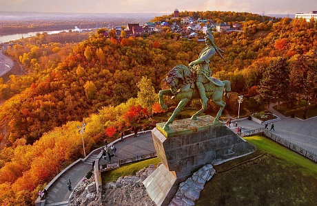 Памятник Салавату Юлаеву